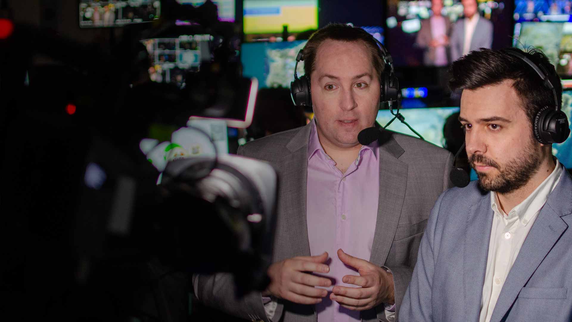 Mastering the Arena: 10 Streams, 26 Cameras, One Epic Esports Event