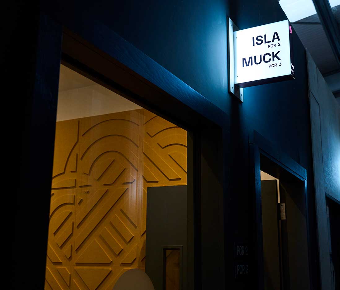 Vivid Broadcast - Facilities - Remote Production - Master Control Suite